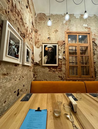 Un Peu Fou