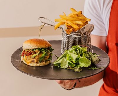 Fred Kitchen & Bar