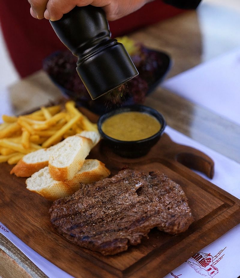 L'Entrecôte de Beirut