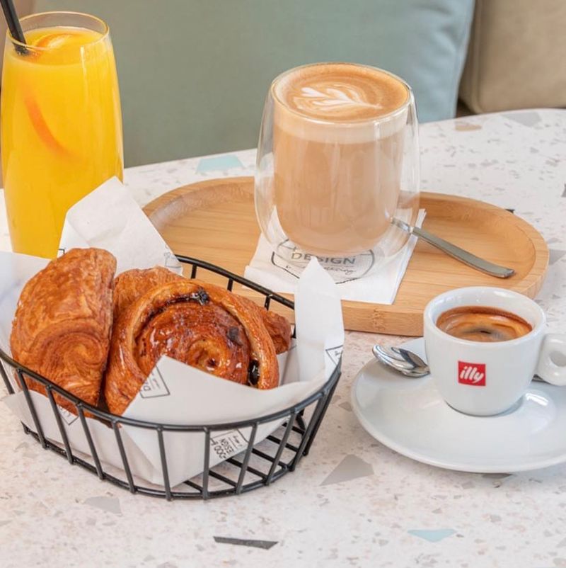 Cafe des Lettres