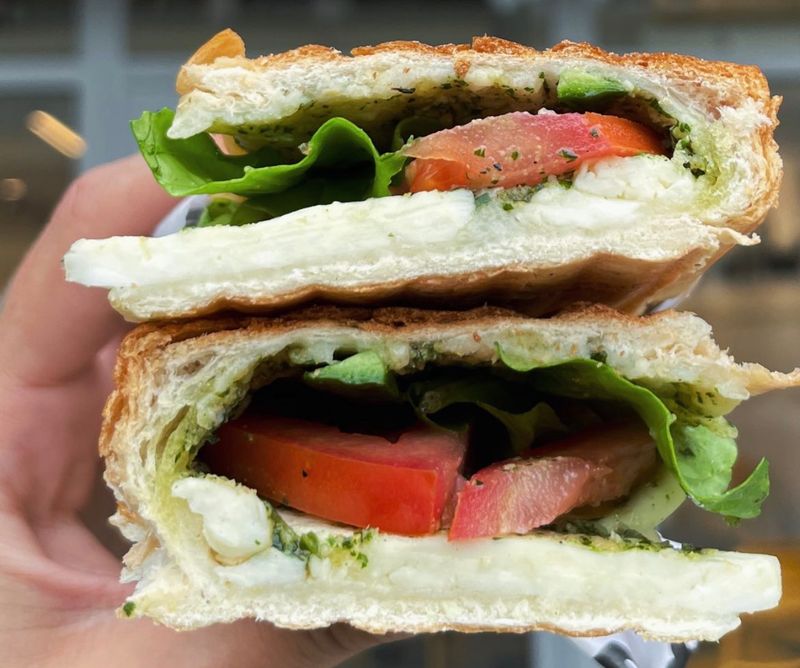 Sandwich w Bass