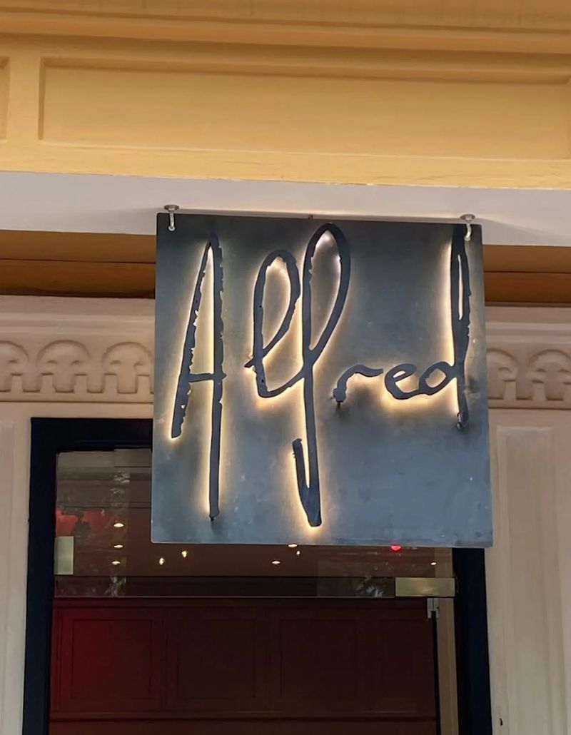 Alfred