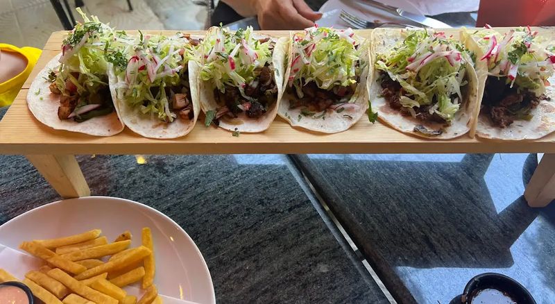 El Mexicano