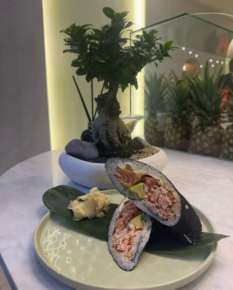 Makai Poke Bar