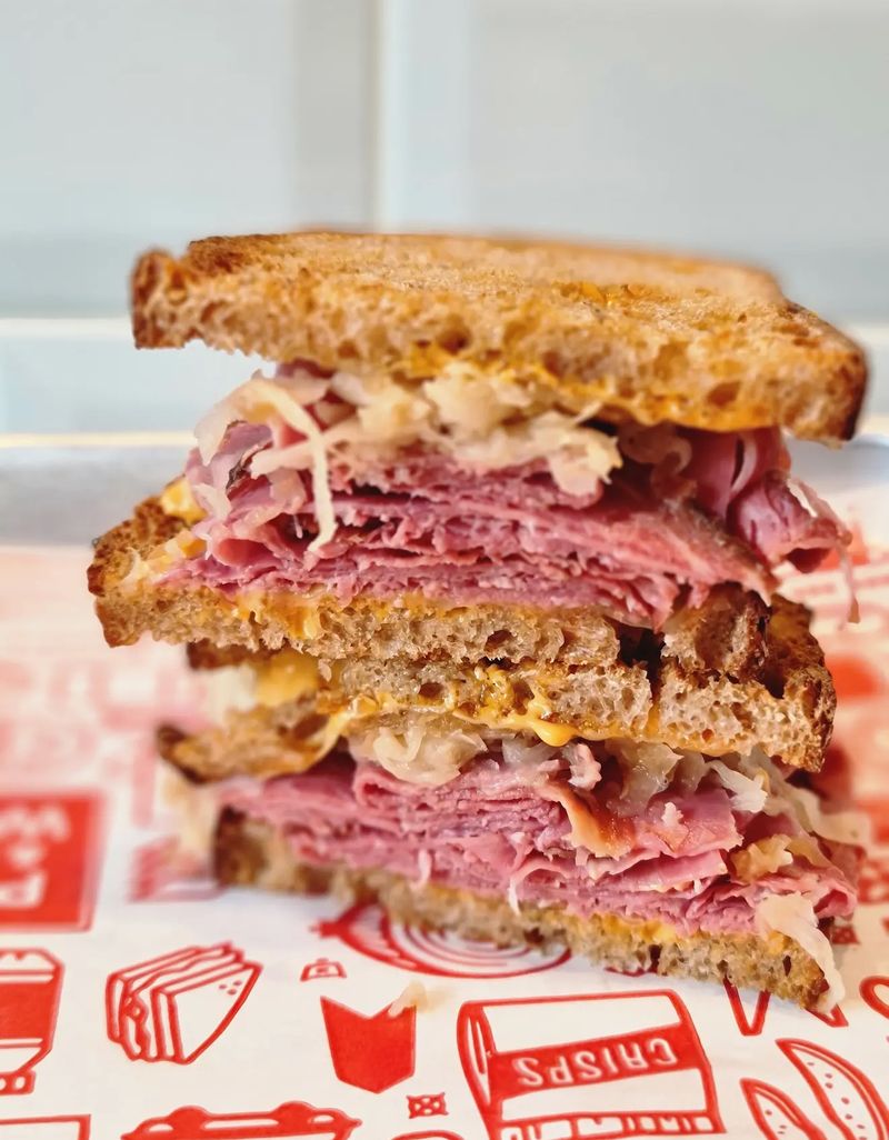 Phil & Will Deli Gourmet